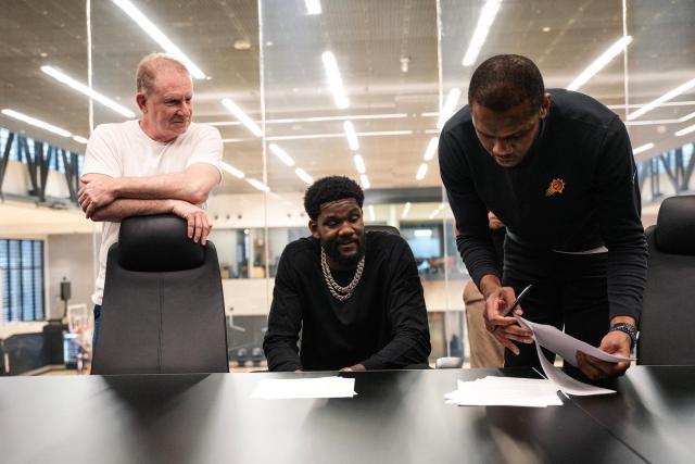 B体育-艾顿续约尘埃落定 了却心结太阳期待明年稳定冲冠